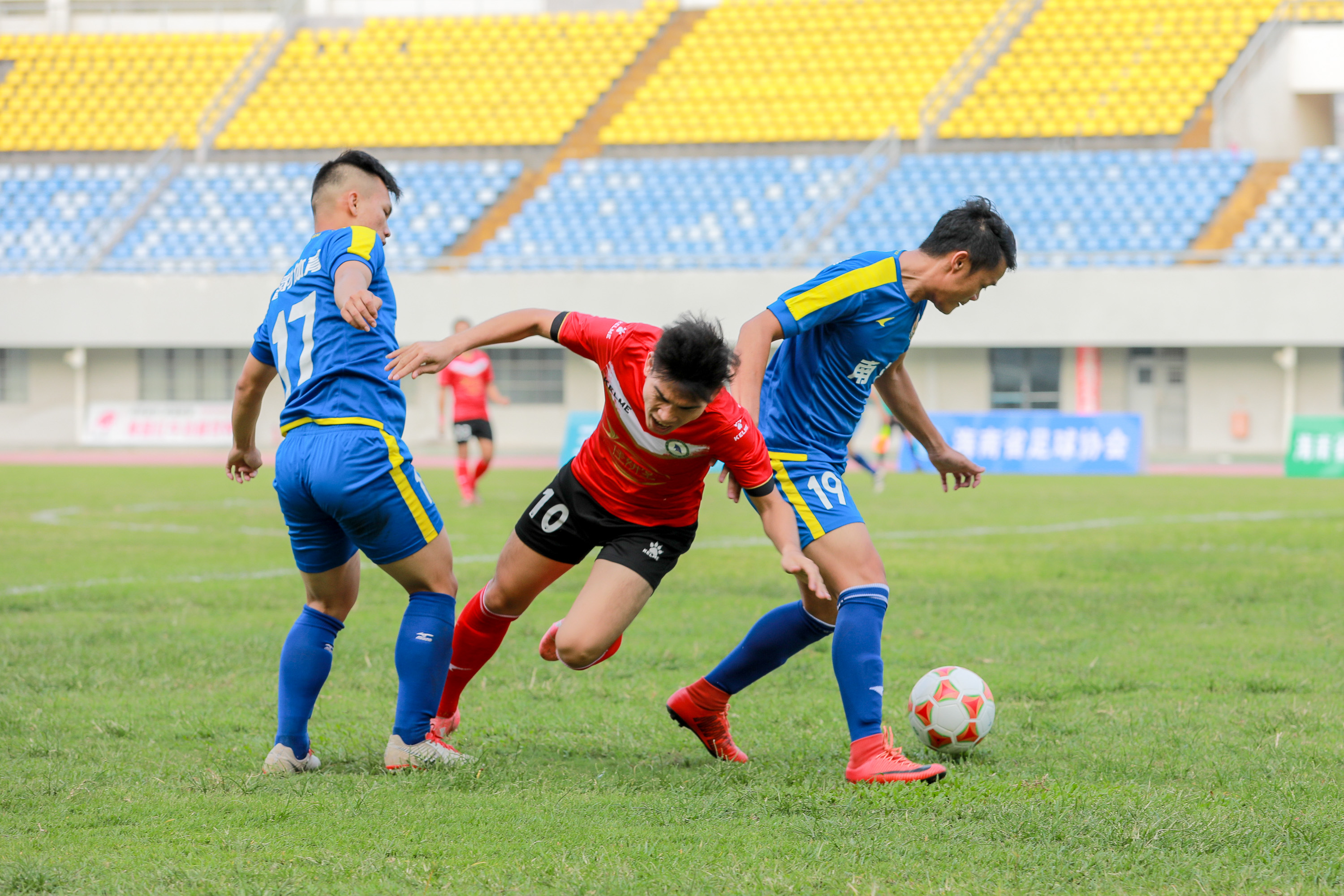 海南足球游记：摄影师眼中的非典型三亚