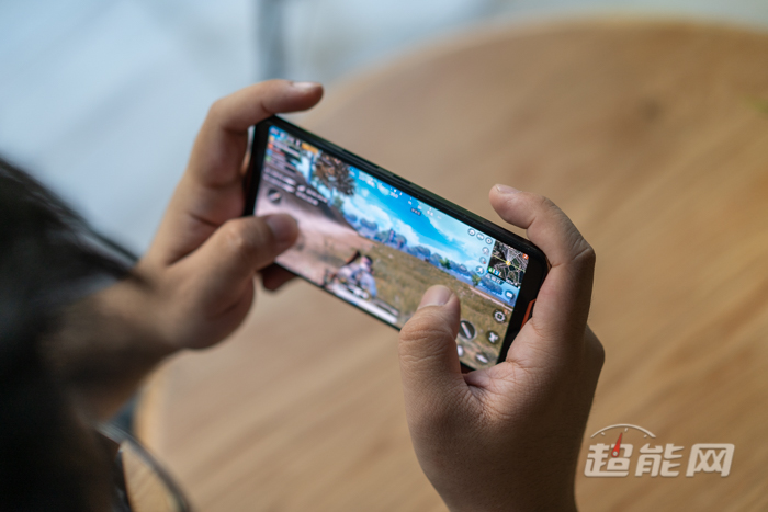 华硕rogstrixb460igaming,华硕rog最新款手机