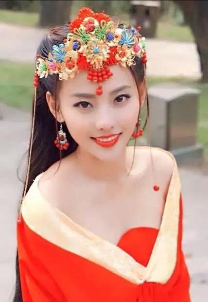 张嘉倪花开半夏经典影视片段,花开半夏张嘉倪扮演什么角色