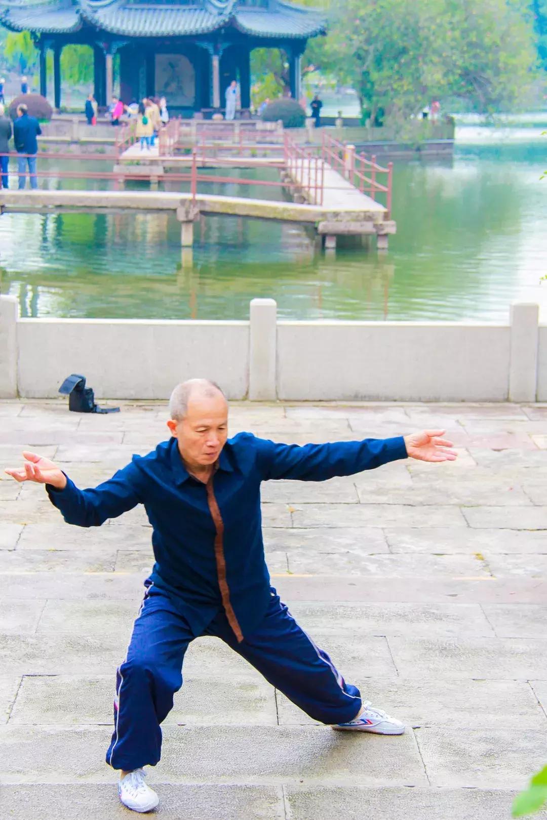 娴欐睙鍙板窞瀹濊棌鐢峰,鍙板窞瀹濊棌鐢风敓