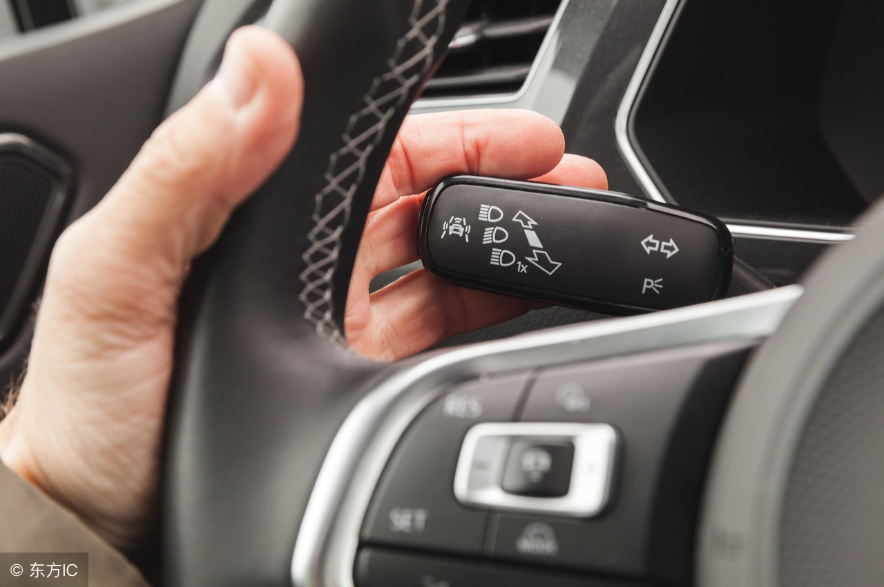 如何判断汽车灯光故障原因,汽车灯光常见故障及解决方法