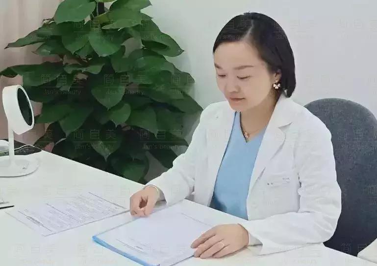 祛斑变美的过程,简美人祛斑祛黄褐斑