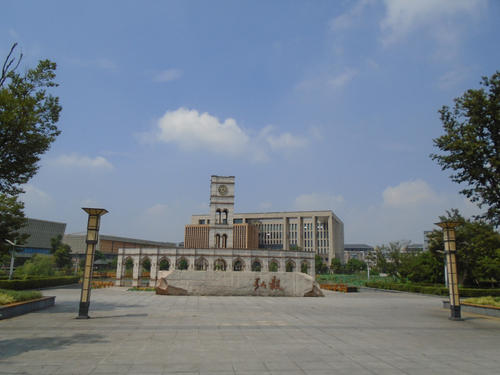 无锡高等师范学校拍戏,无锡高等师范学校网