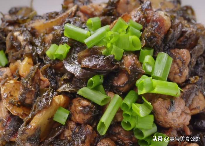 自制橄榄菜与猪肉翻炒清香美味,橄榄菜下饭菜怎么搭配