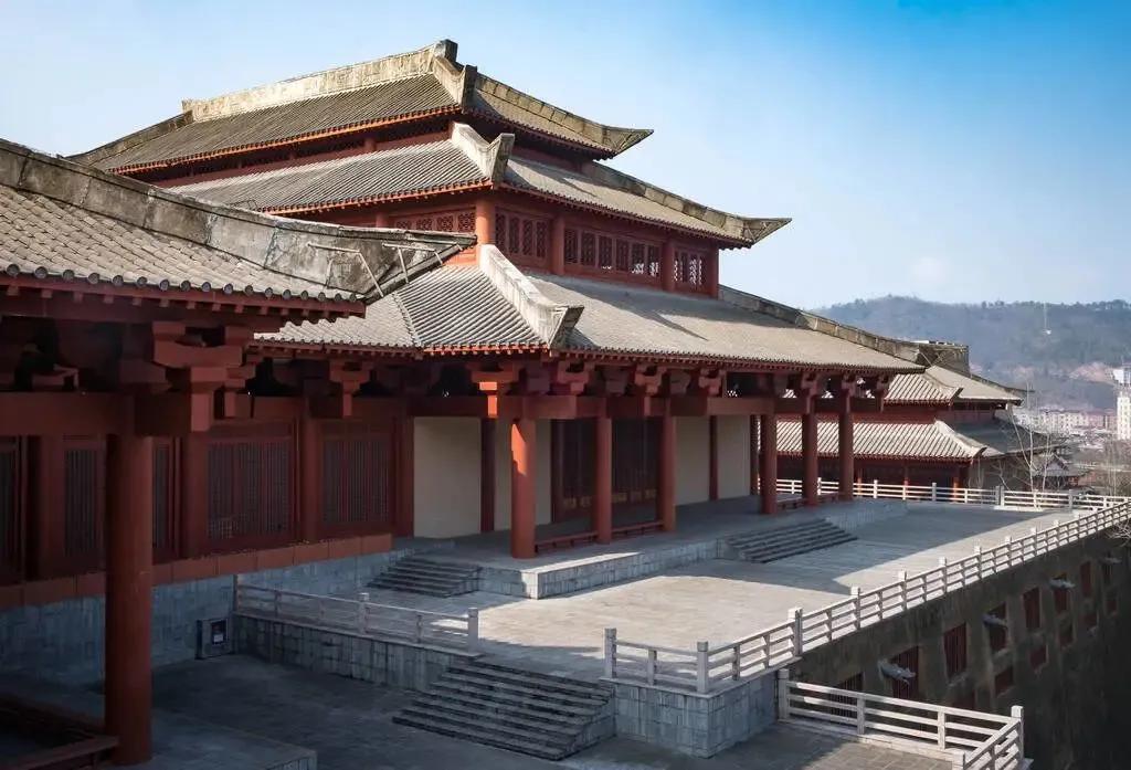 教师节期间旅游免门票？带上教师资格证，你也能说走就走