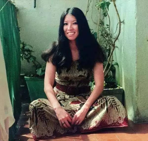 三毛自杀经历,三毛自杀之谜