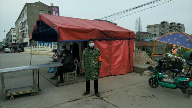 “一末代十杂，烧火带引伢”——记洪湖市戴家场镇社区主任胡广标