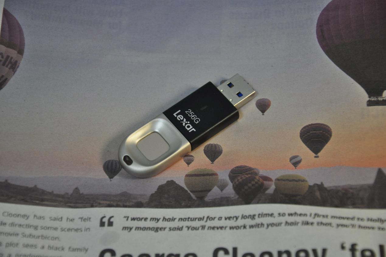 指纹加密固态u盘怎么输入指纹,指纹加密u盘可防拷贝吗