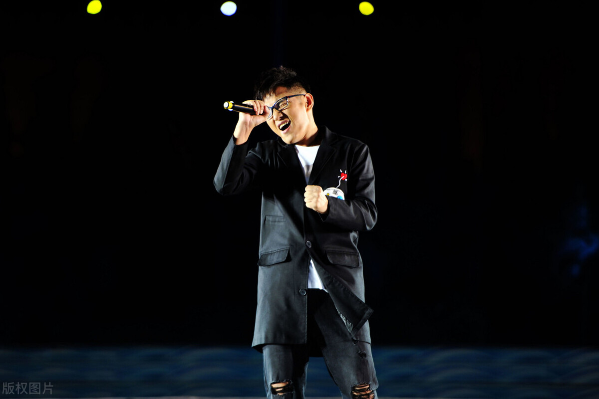 开个什么小店投资少还赚钱,手把手教你开一家赚钱小店