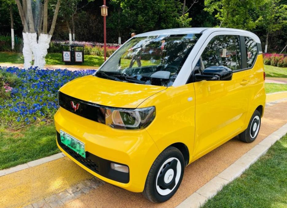 五菱宏光miniev马卡龙170实际续航,五菱宏光miniev敞篷马卡龙多少钱