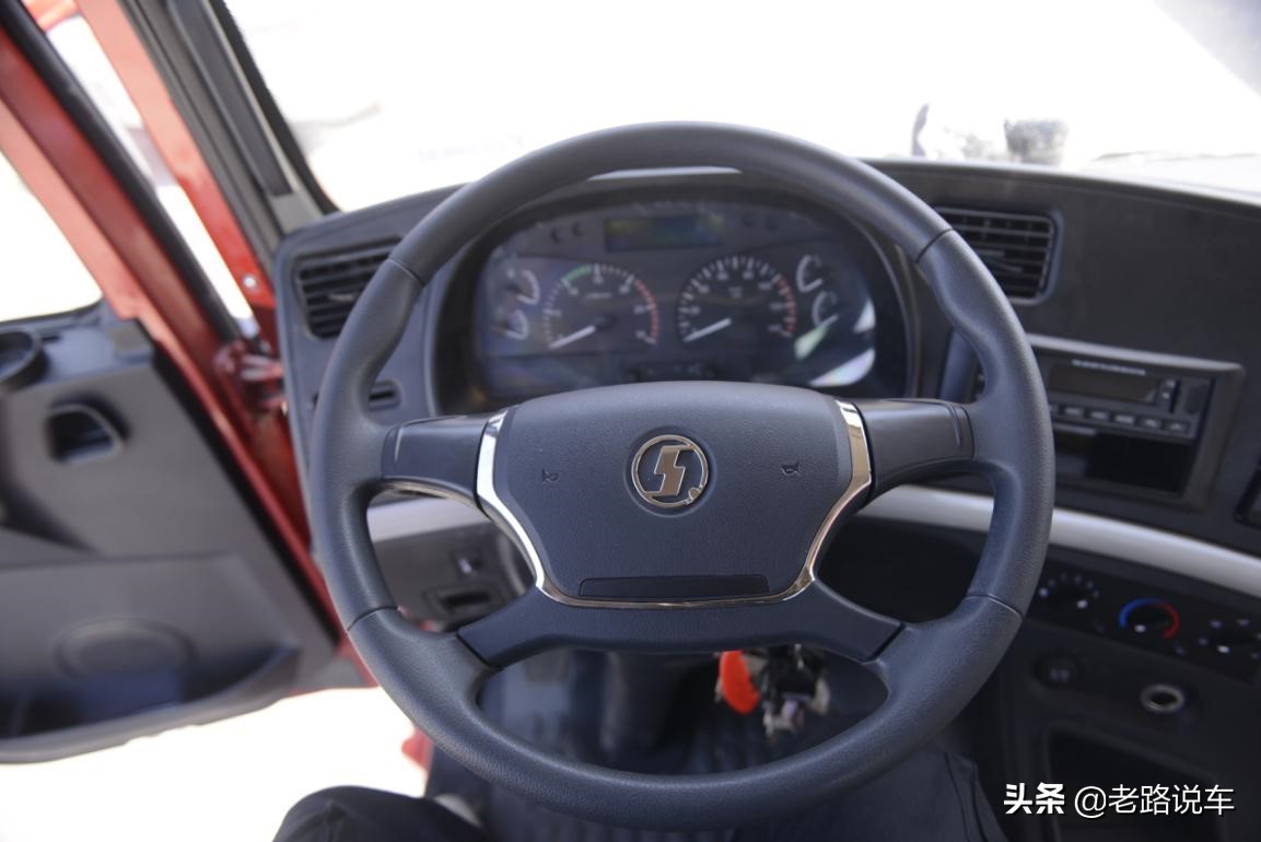 新m3000重体车多重,新m3000s牵引车缺点和优点