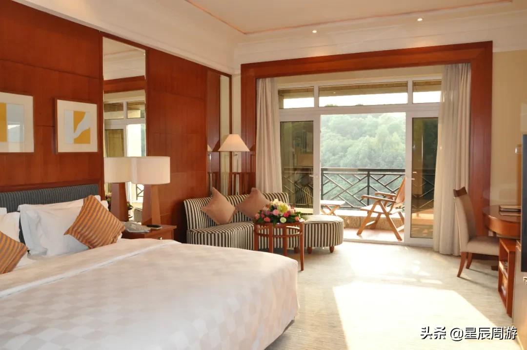 鑾茶姳灞卞簞涓滆帪,涓滆帪鑾茶姳灞卞簞鍦ㄥ敭鍒