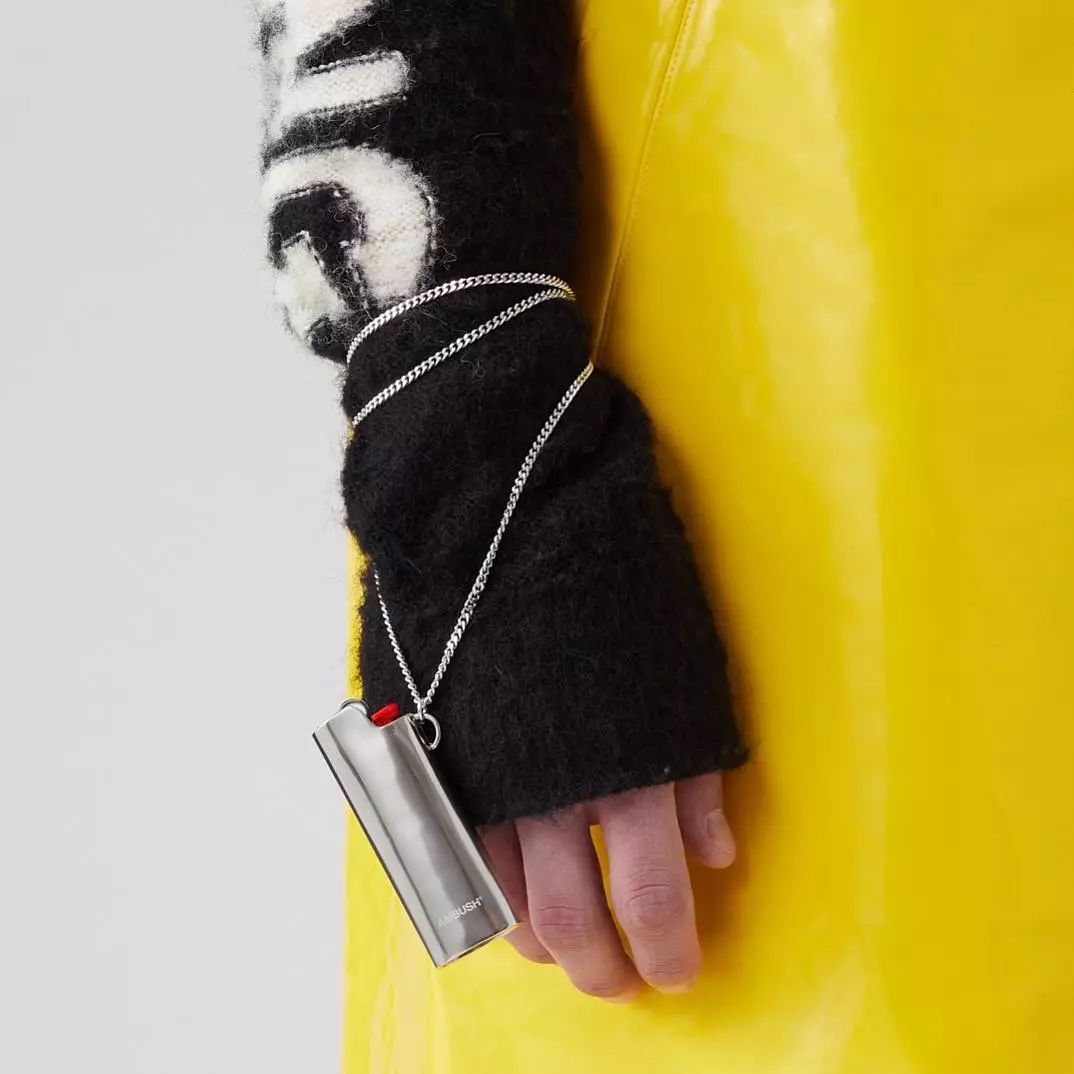 王一博西装复古风,王一博的心头肉