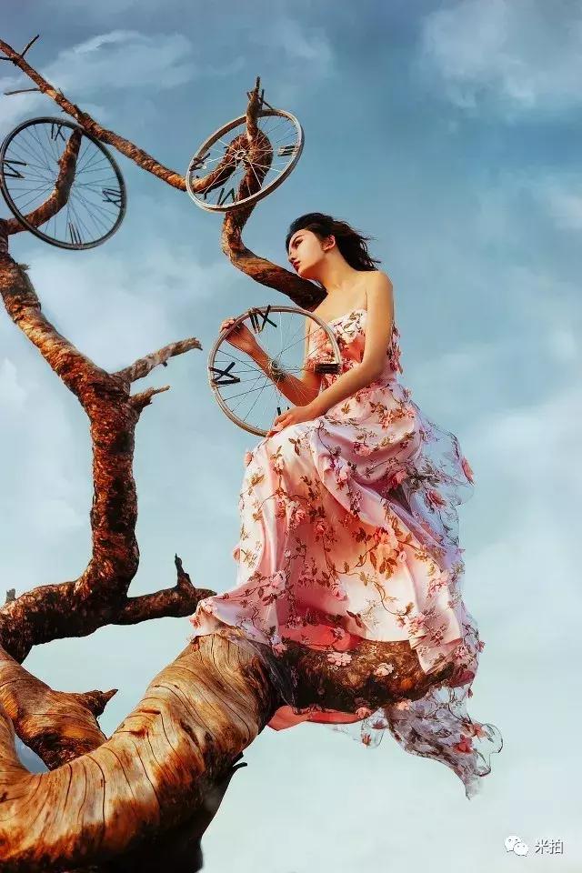 男摄影师爱上女富婆,男生摄影师爱上了美女