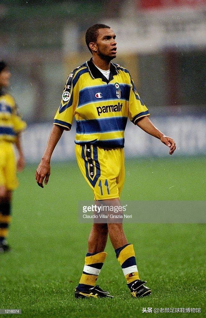 被日本j联盟退货的巴甲、意甲、德甲金靴，生不逢时的巴西妖刀