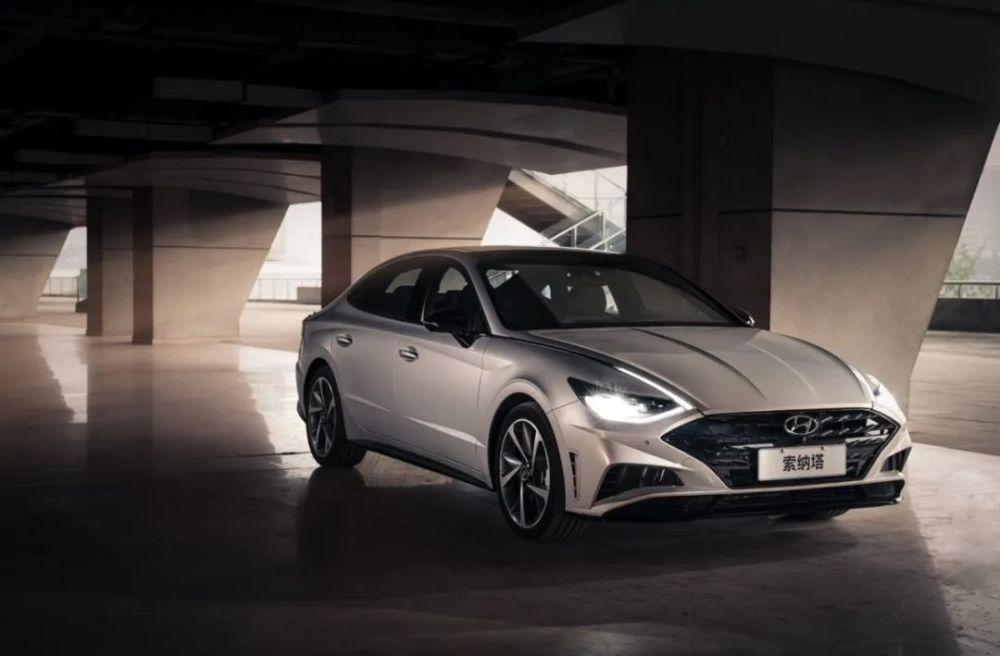 现代第十代索纳塔底盘,第十代现代索纳塔测评