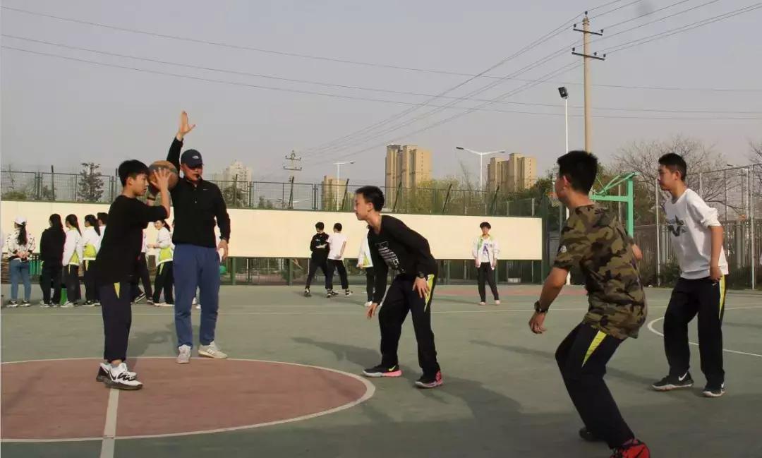 经开一中报名须知,叮咚您的备考秘籍已送达