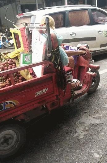 南宁罗志祥曾经有多火,南宁罗志祥搬水泥