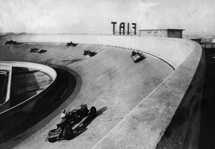 乔瓦尼巴蒂斯莫甘尼,乔瓦尼阿涅利西装