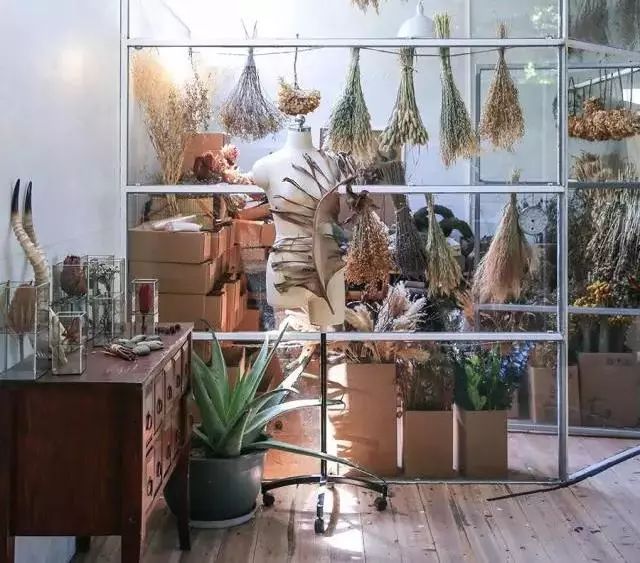 央美女生毕业作品,央美女生毕业