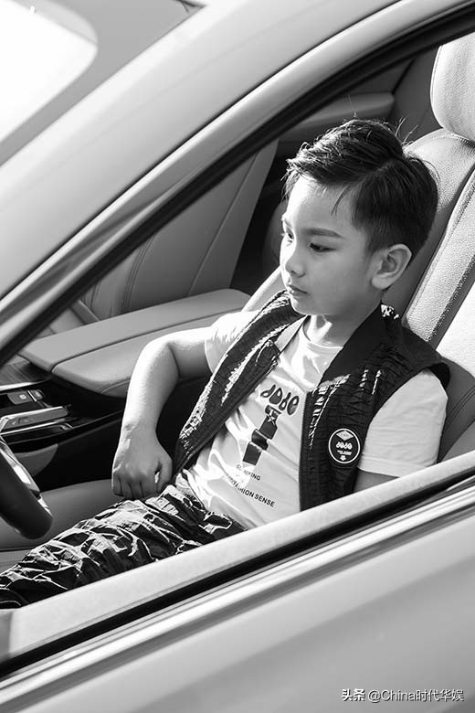 时代华娱星耀时代播报小主播——林琳期