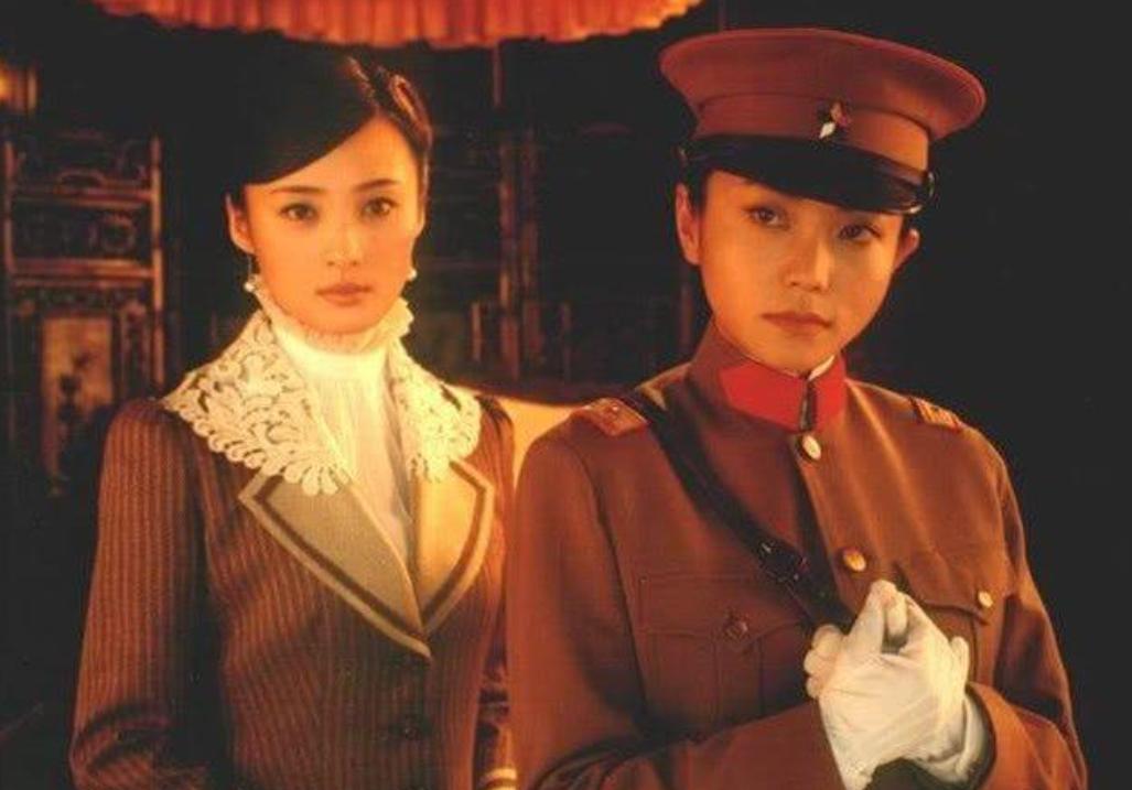 李钰男友汪雨现在怎么样了,被赵薇借命的李钰