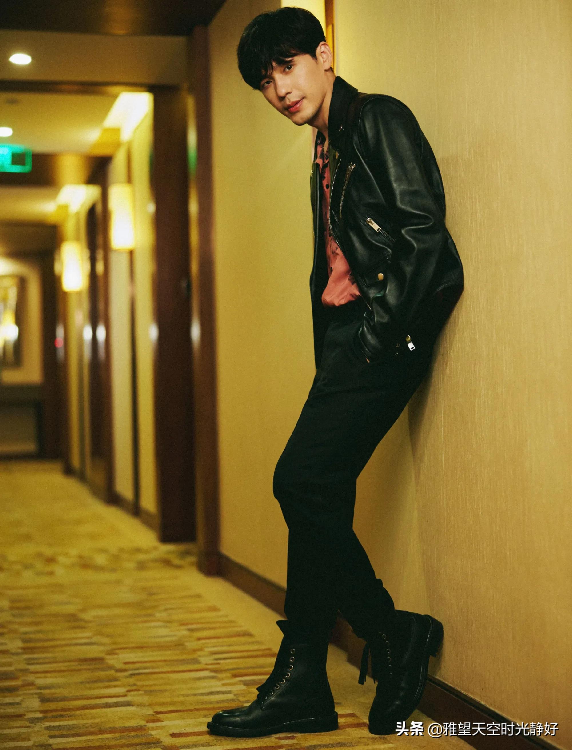 男明星西装穿搭夏季帅气,男士明星皮衣西服外套搭配
