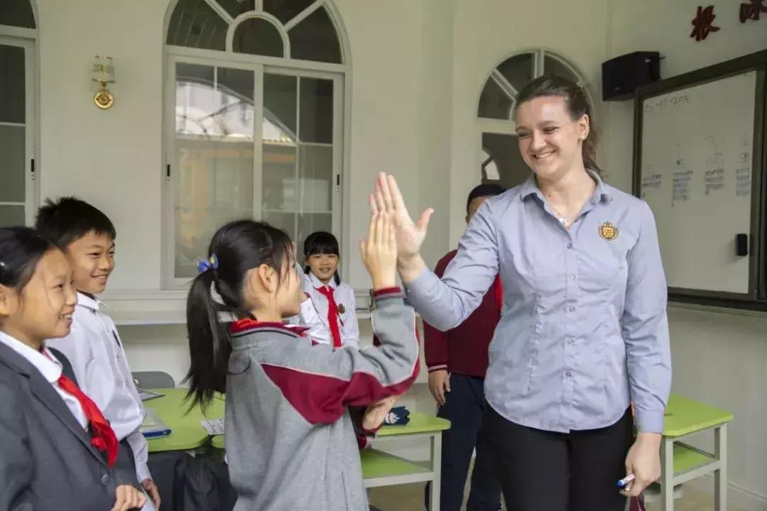 邀请函学校元旦活动,邀请函大学活动