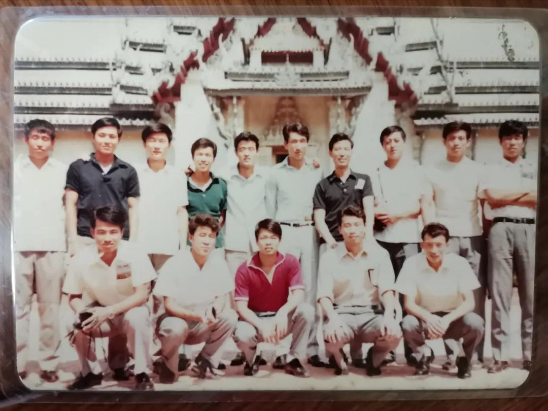 罗登仁小传(一):学艺于北京体育学院,辉煌的军旅足球生涯