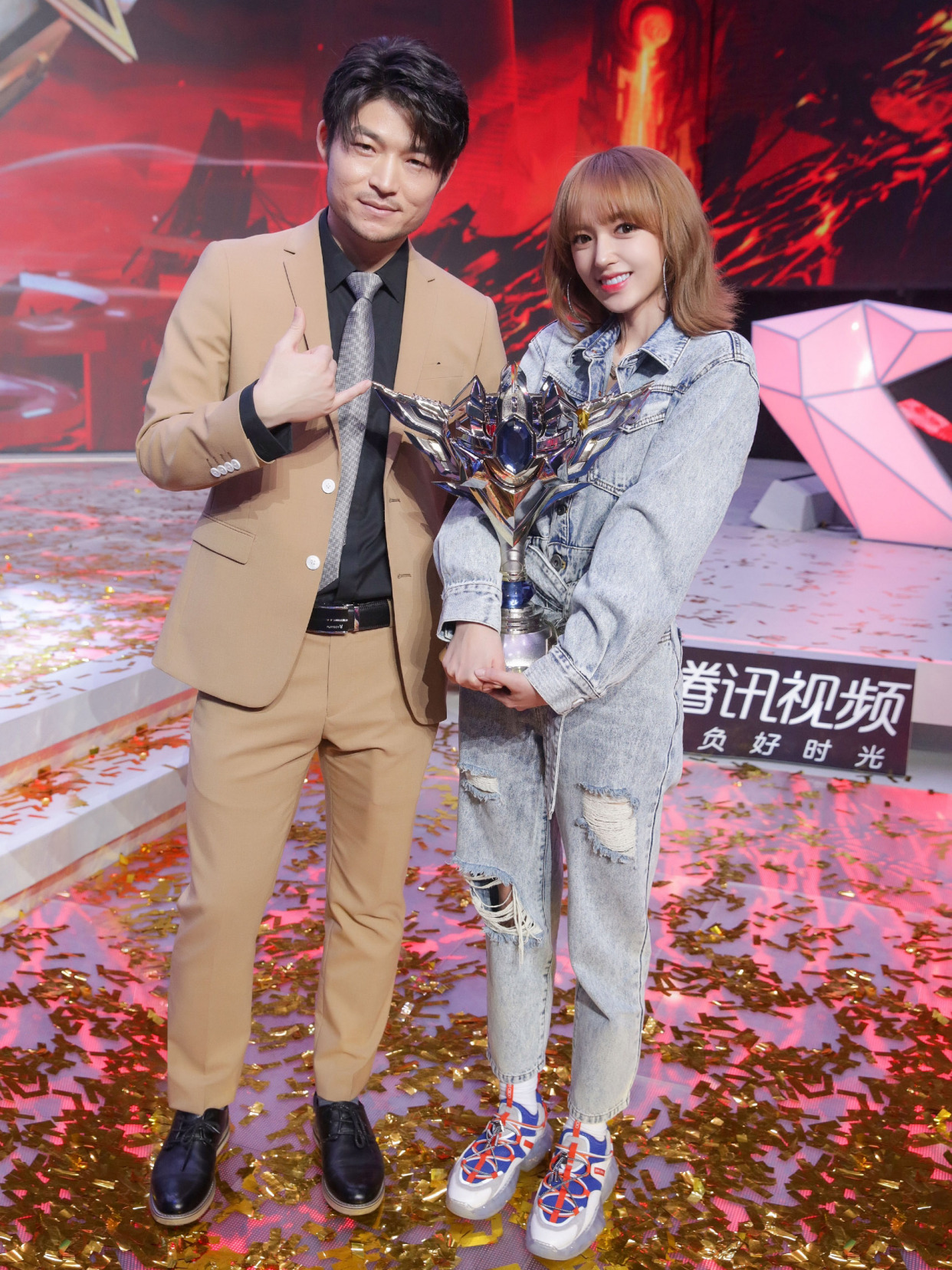 程潇牛仔短裤图片 (106斤程潇穿什么裤子)