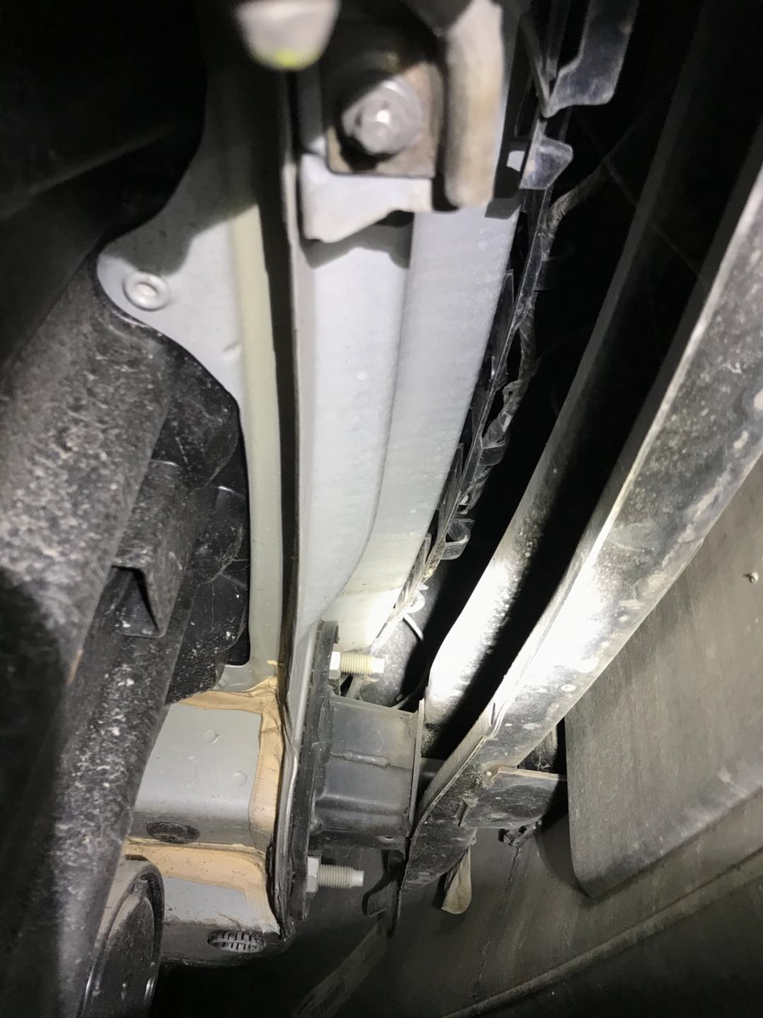 宝马120i最低配值得买吗,宝马120i落地不到15万