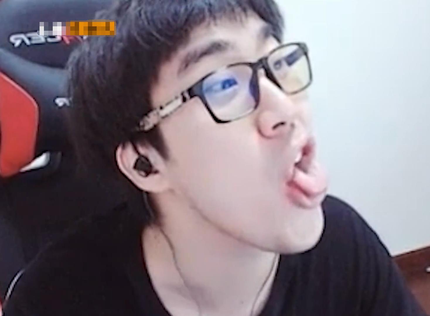 骚男弟弟木木抗塔救骚男,骚男和弟弟钻石局逆天翻盘