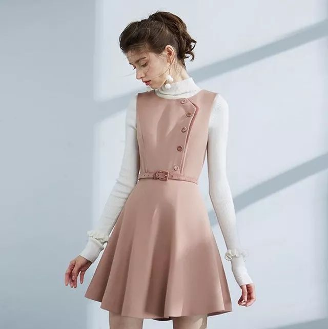 推荐又好看又不贵的裙子,休闲裙子秋冬洋气时髦裙子