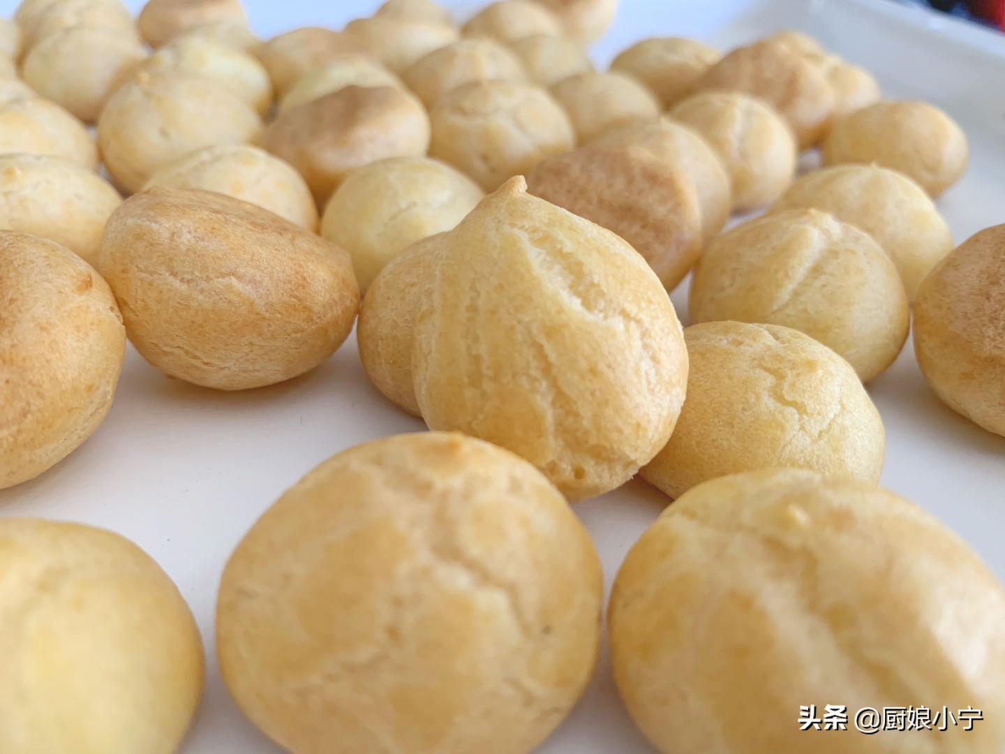 无需酵母粉的面粉做法,面粉的各种做法不用酵母加小苏打
