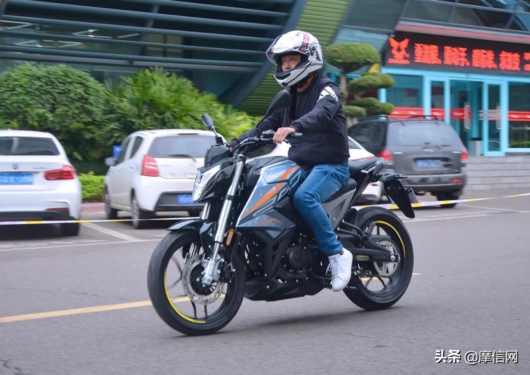 宗申250r试驾,宗申250r和新大洲本田190