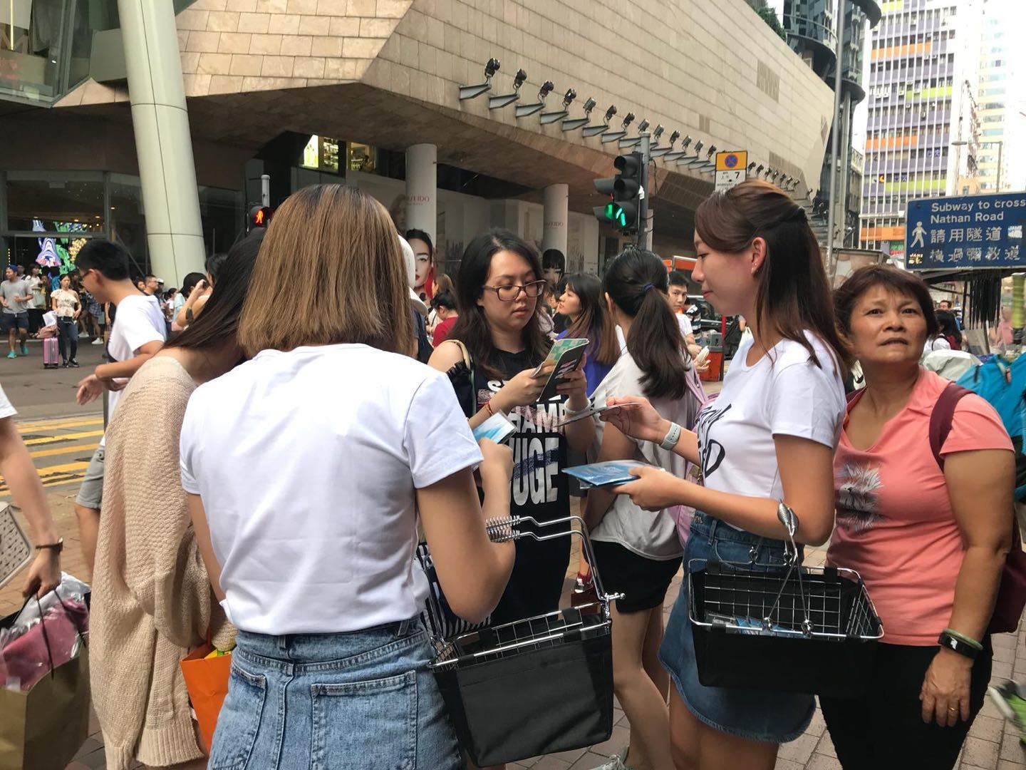 就在本周三！StayTuned广州站POP-UPSALES等你来