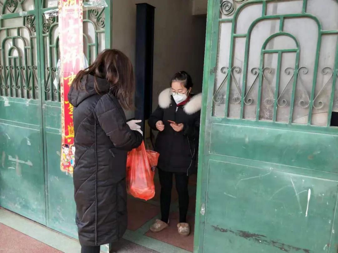 巾帼不让须眉疫情防控,疫情期间巾帼不让须眉坚守岗位