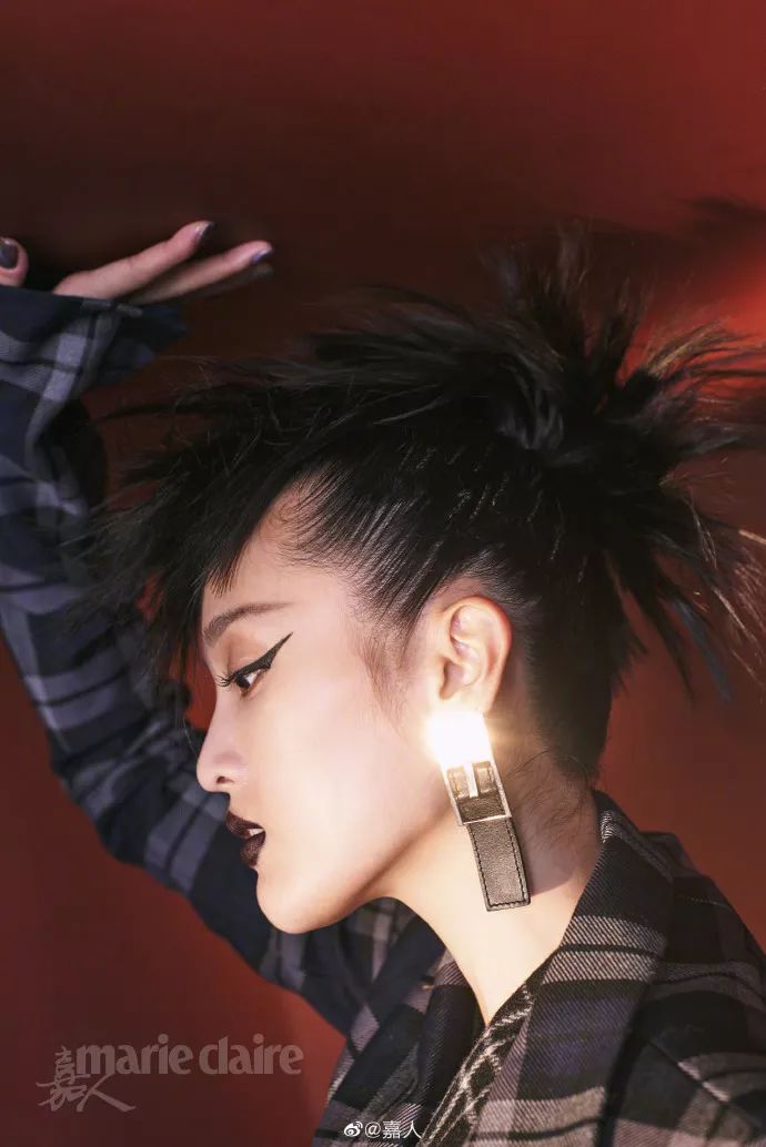 吴宣仪黑唇妆上热搜了是怎么回事,吴宣仪唇妆视频