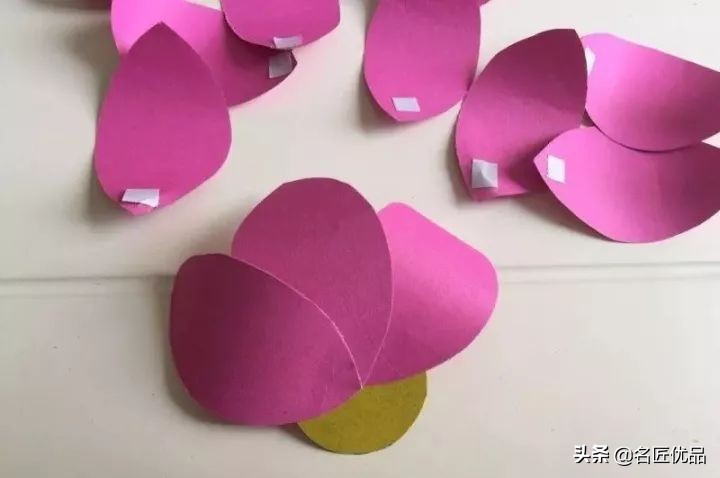 手工制作荷花睡莲,夏天的荷花手工小朋友