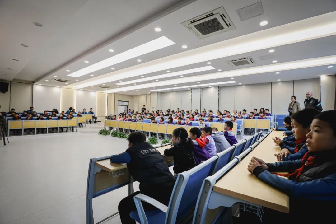 共建活动|支云狼兵走进南通紫琅一小，共度冲甲三周年纪念日