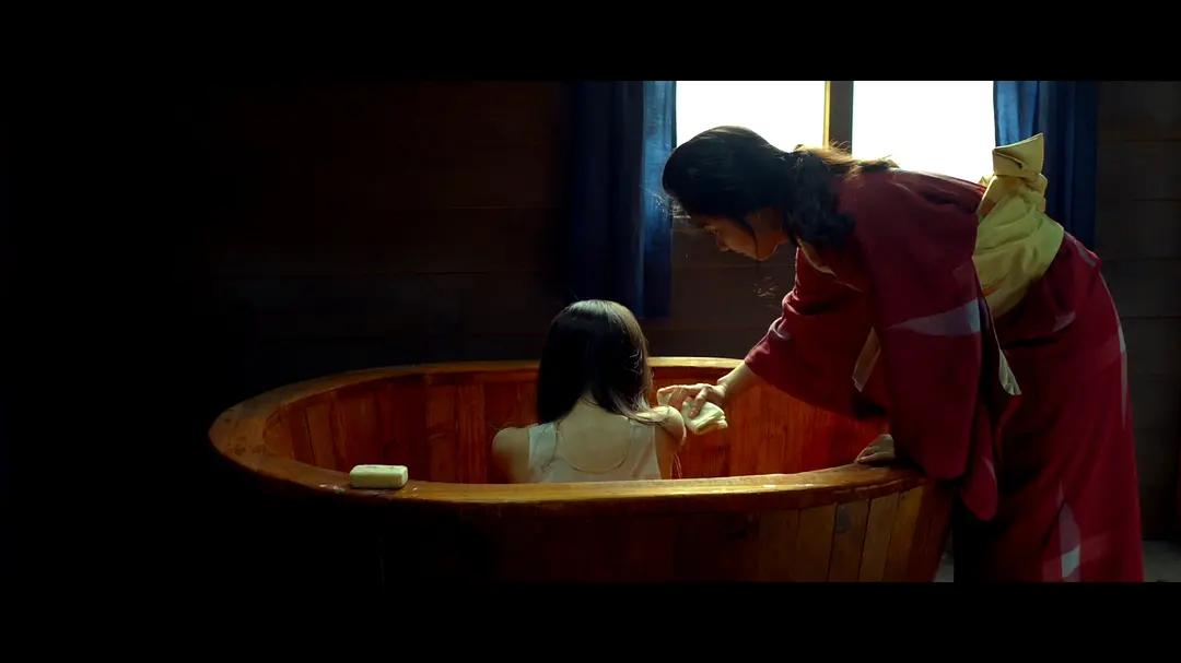 中韩少女在慰安所的真实遭遇，被鬼子整日折磨，这电影拍得太真实