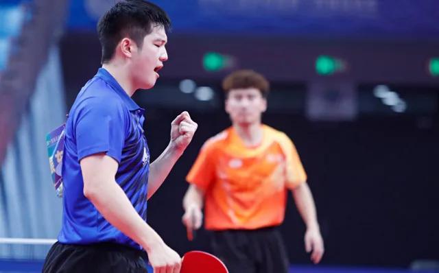 樊振东10-6领先被马龙逆转,樊振东被王皓9-3翻盘视频