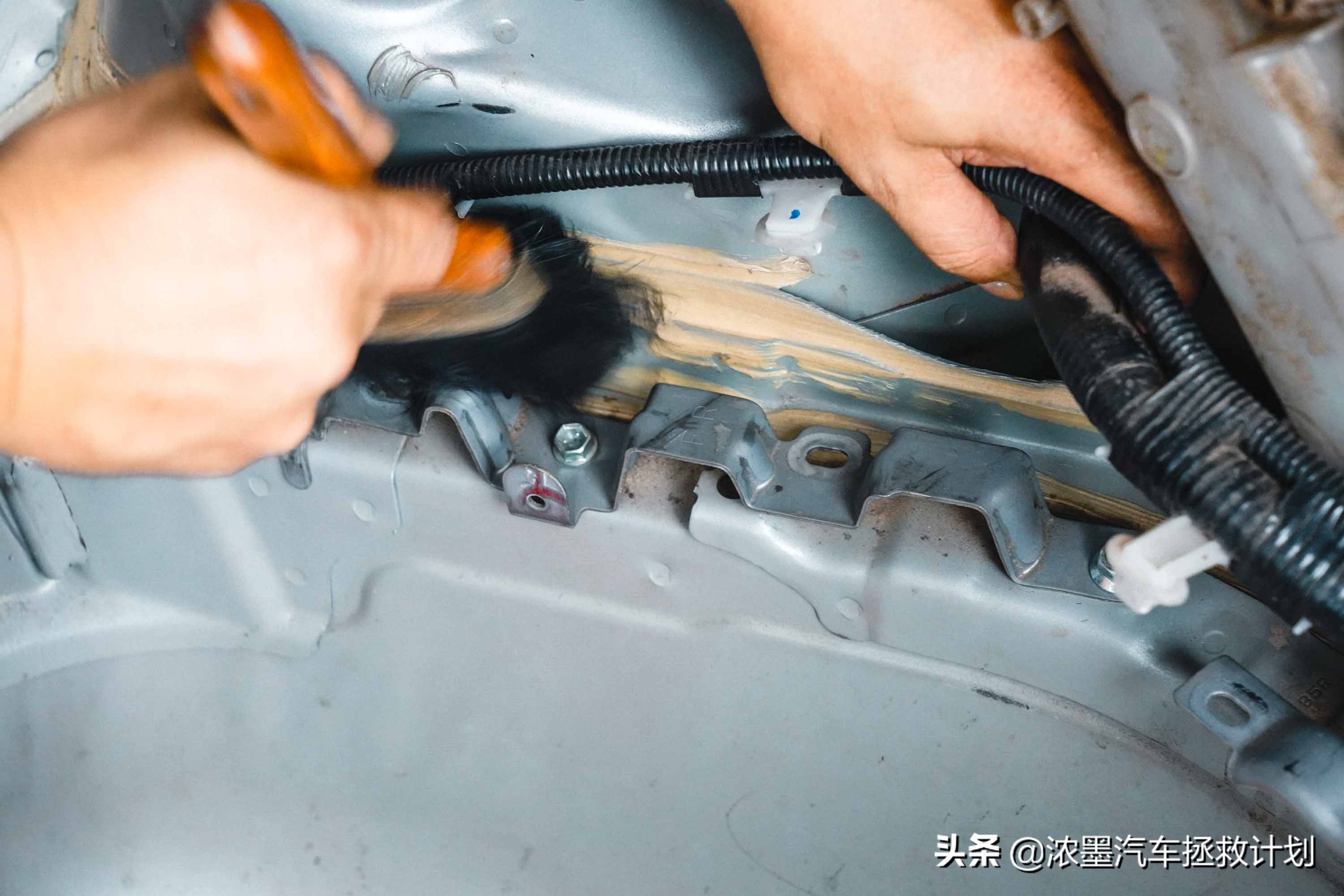 翻新整备修复丰田第一代普瑞维亚,一代情怀丰田普瑞维亚