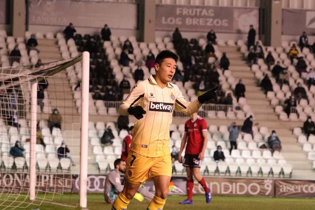 国安开门红武磊,国安足协杯夺冠韦世豪