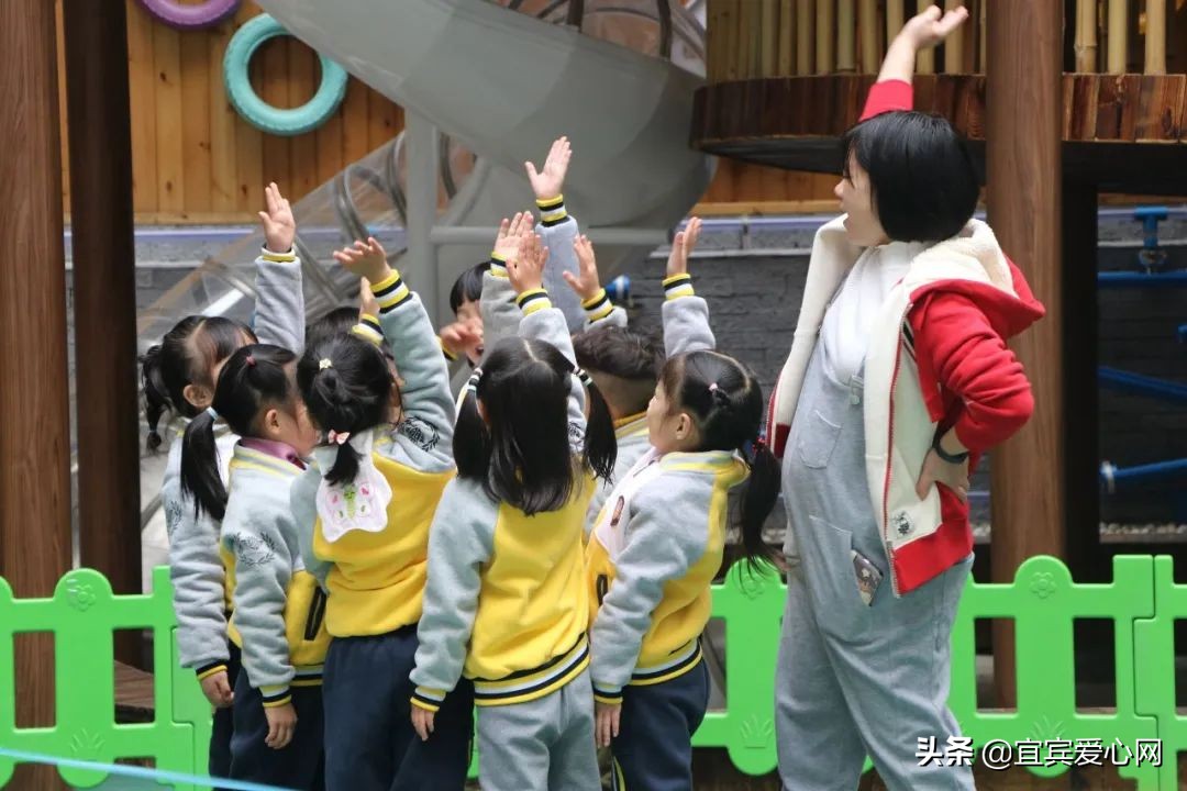 幼儿园乐享春天活动,幼儿园欢乐运动