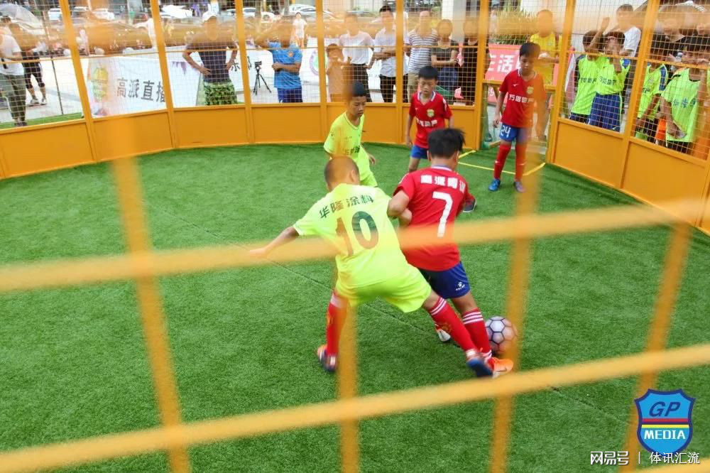 苏宁易购3v3铁笼足球赛郑州站,这就是灌篮铁笼赛3v3