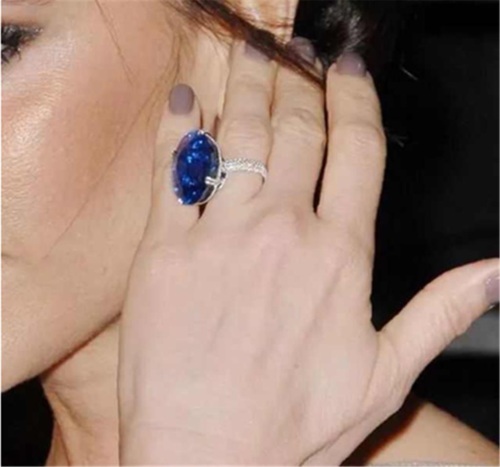 摔跤炫富弱爆了！在这些明星的“手段”面前，简直是过家家！