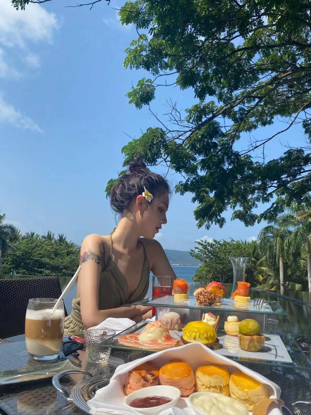 只要上班够土下班就没人认出,只要上班够土下班就认不出来