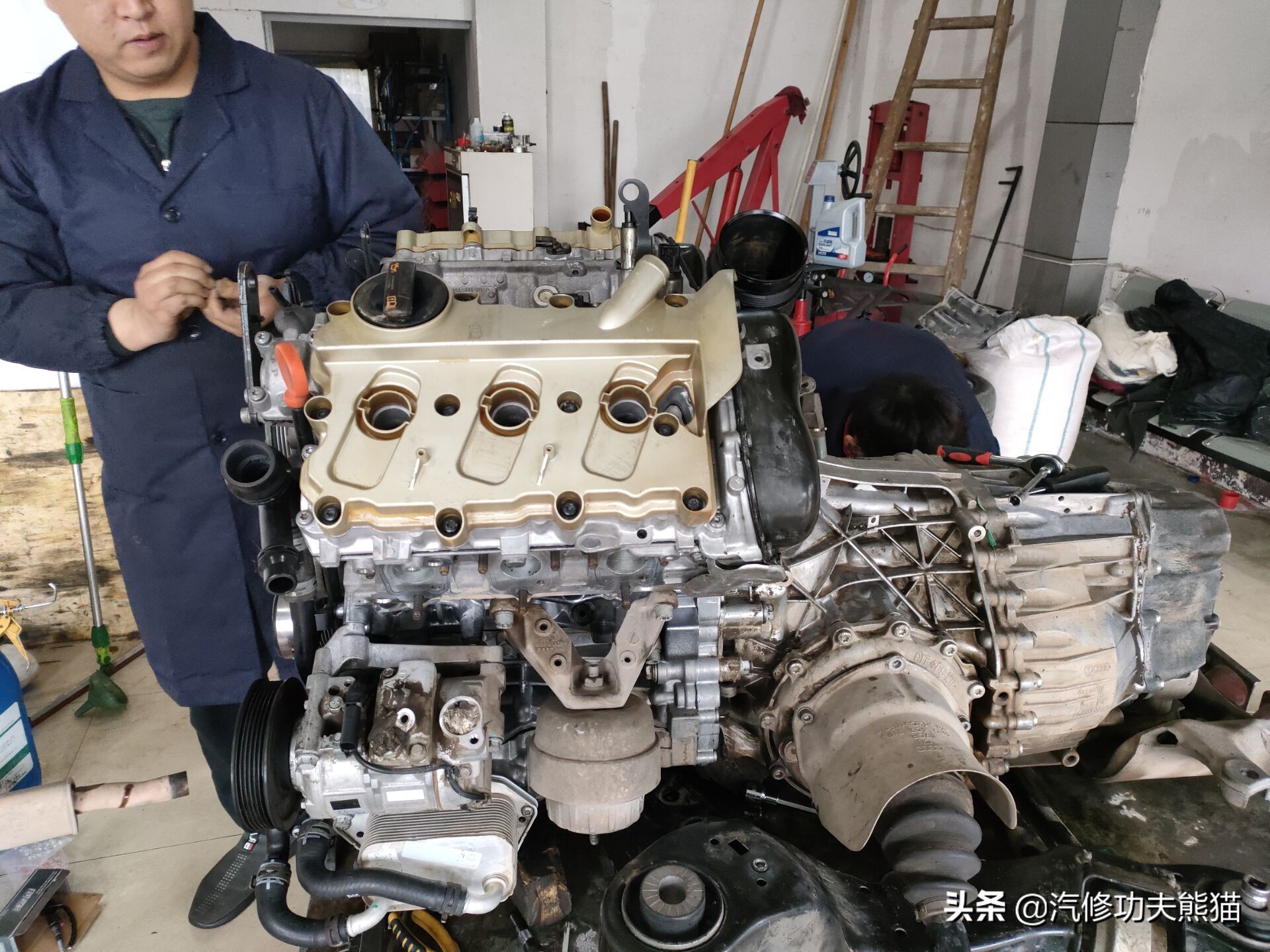 08款奥迪a6l手动挡2.0t烧机油么,09款奥迪a6l2.4烧机油怎么解决