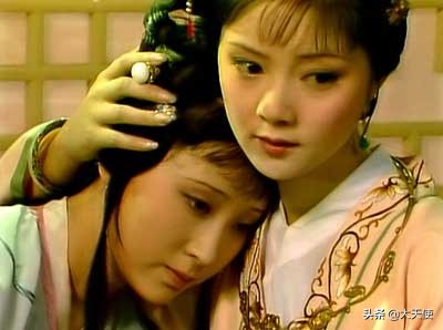 影响《红楼梦》的十大事件是什么？你怎么看？